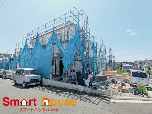 桂台西5期全8棟の前面道路含む現地写真