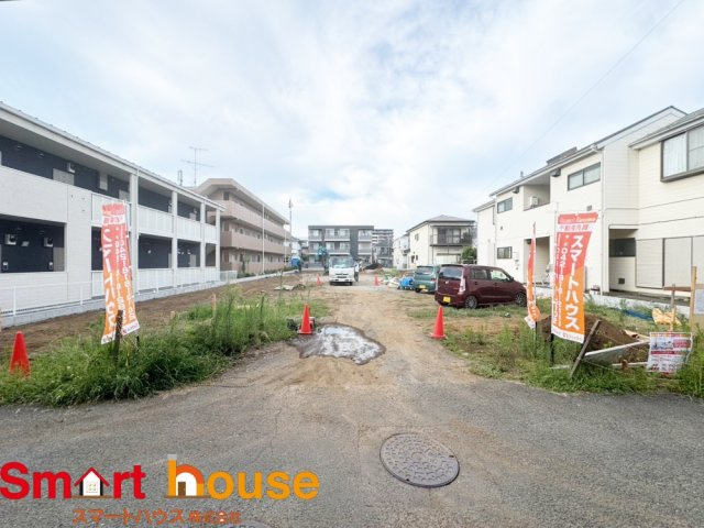 座間市東原第10　全4区画の前面道路含む現地写真