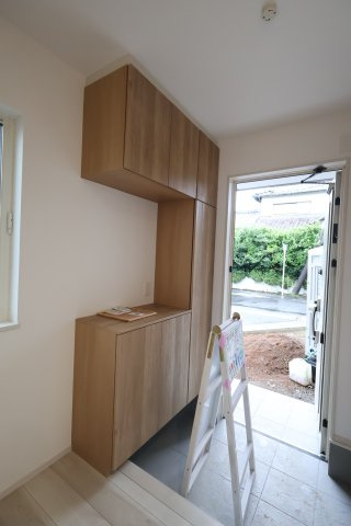 《仲介手数料無料》緑区宮本２丁目25-7新築一戸建てファーストタウンの玄関