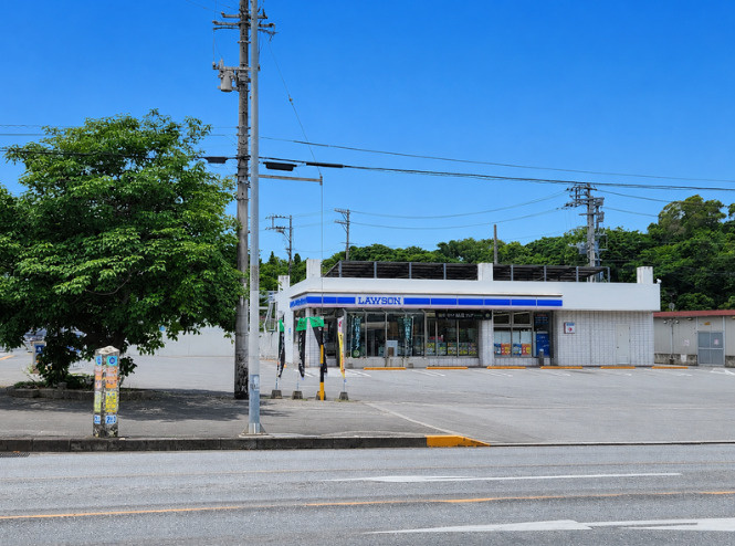うるま市字田場の周辺