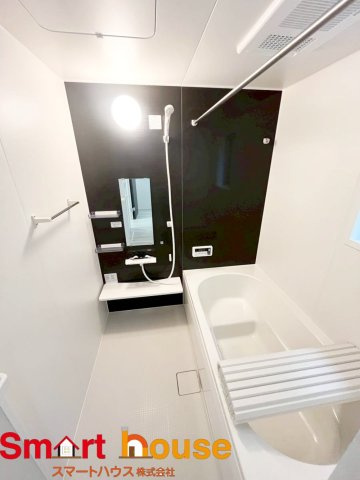相模原市中央区小町通　新築2棟の独立洗面台|節水型でエコなトイレには今では当たり前のウォシュレット付き。換気機能も着いているので常に快適ですね♪