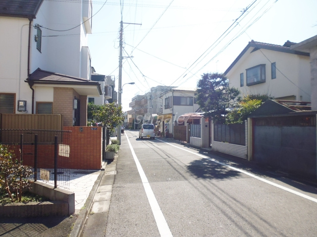 エスパースリュミエール赤羽西が丘のその他|前面道路です。閑静な住宅街です♪