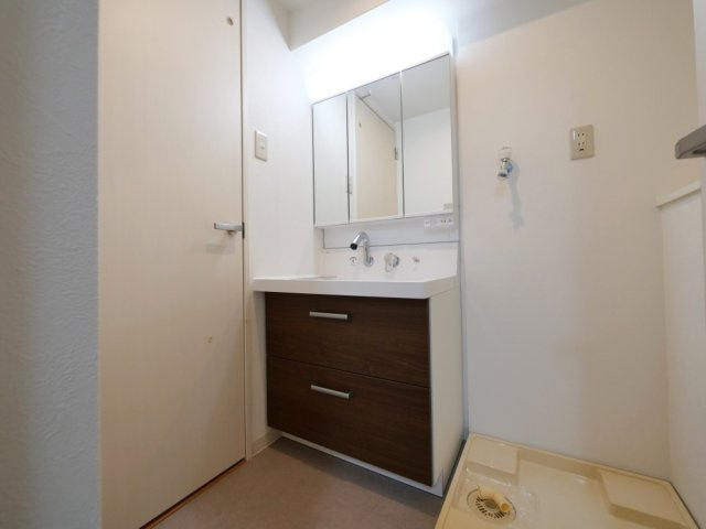 大阪市西区立売堀３丁目の賃貸マンションの洗面所
