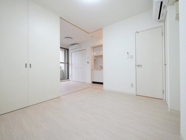 大阪市西区立売堀３丁目の賃貸マンションの居間・リビング