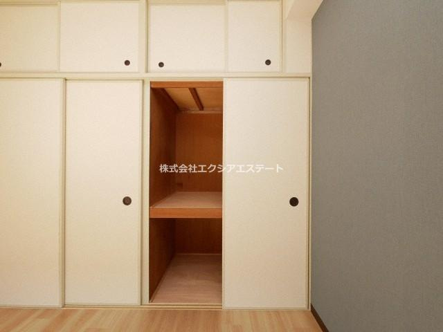 カモンコート岸里の収納