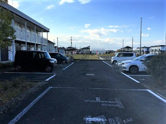 【駐車場】 | レオパレスコンフォート | 画像6