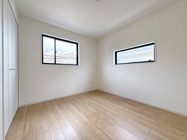 流山市野々下9期の洋室