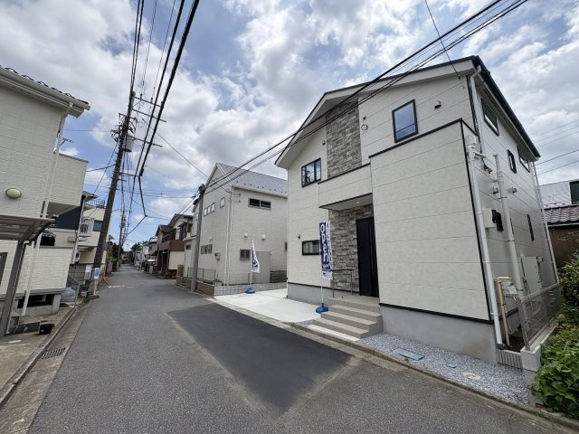 流山市野々下9期の前面道路含む現地写真