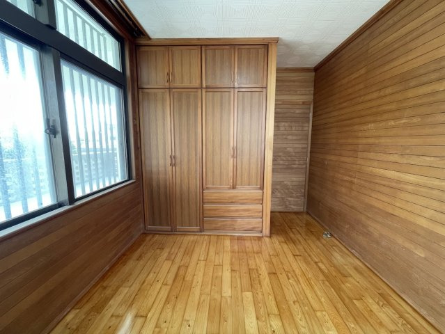 宜野湾１丁目　戸建ての洋室