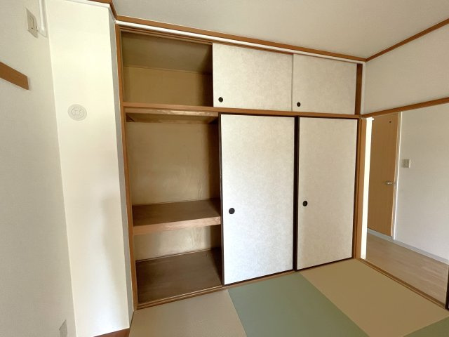 双葉八幡原コーポの和室