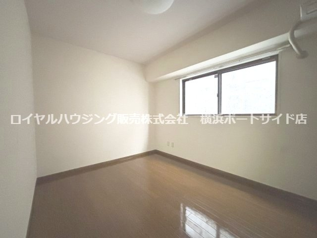 【寝室】