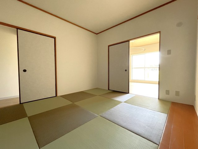 双葉八幡原コーポの和室