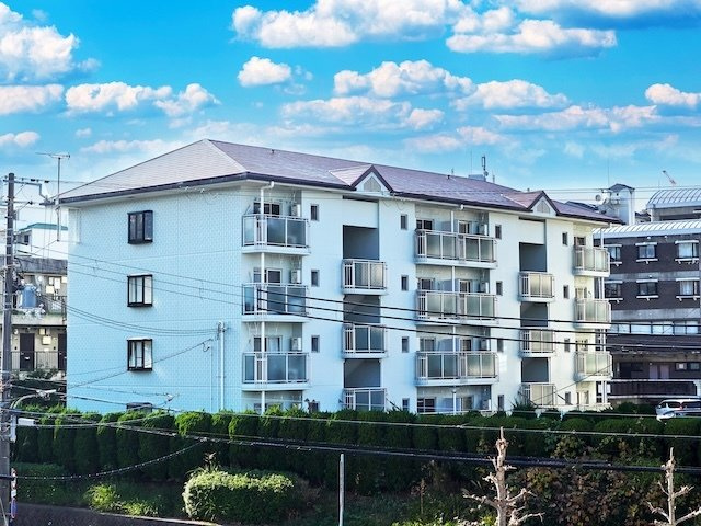 メゾン大津和の外観