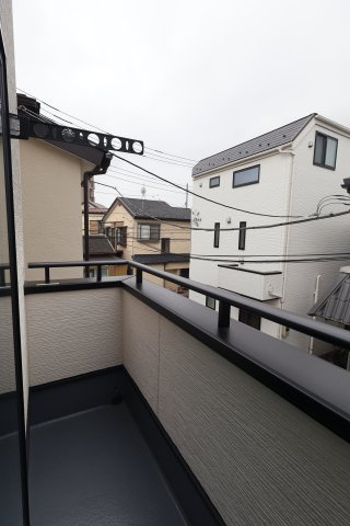 《仲介手数料無料》南区大谷場２丁目5-26新築一戸建てティアラのバルコニー