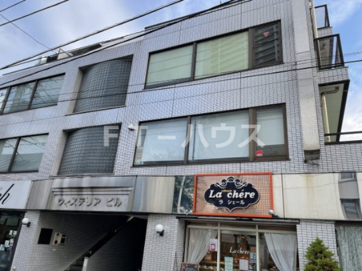 ウィステリアビル津田沼の外観