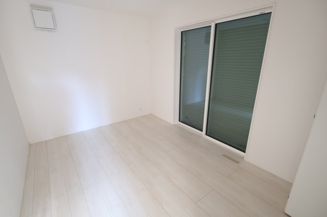 《仲介手数料無料》大宮区寿能町２丁目93新築一戸建てリナージュの洋室|1階 6帖