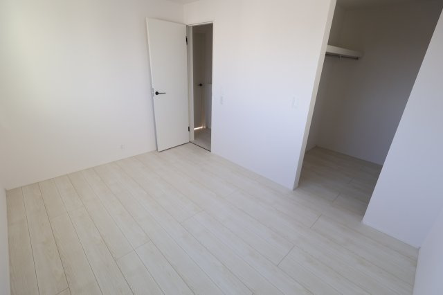 《仲介手数料無料》大宮区寿能町２丁目93新築一戸建てリナージュの洋室|3階 6帖