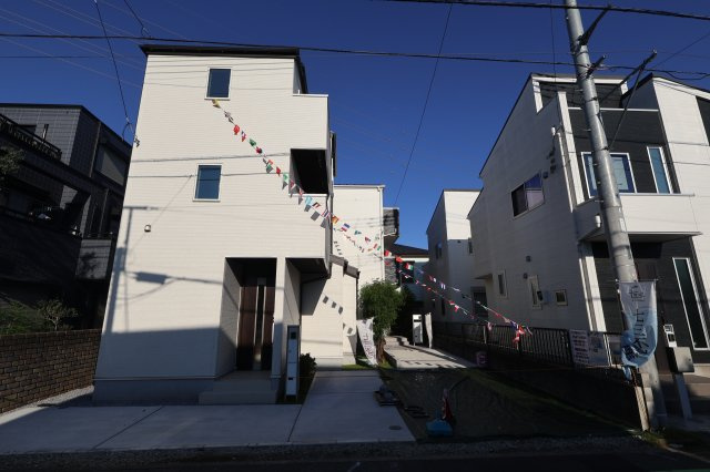 《仲介手数料無料》大宮区寿能町２丁目93新築一戸建てリナージュの外観