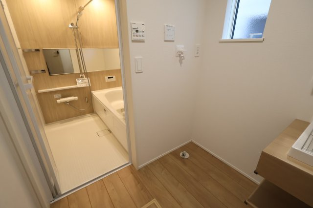 《仲介手数料無料》大宮区寿能町２丁目93新築一戸建てリナージュのランドリースペース