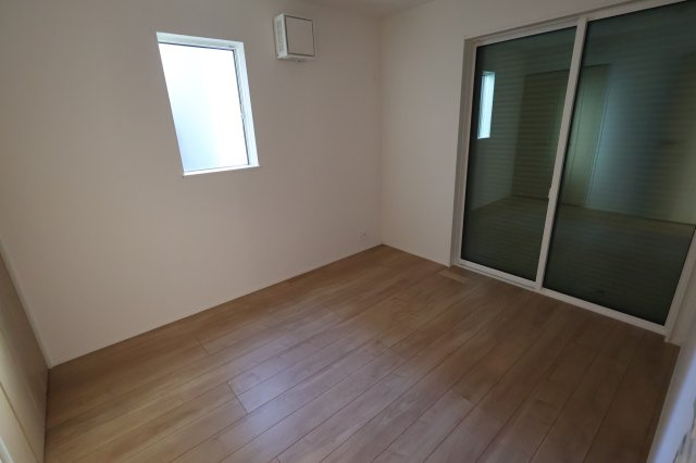 《仲介手数料無料》大宮区寿能町２丁目93新築一戸建てリナージュの洋室|1階 サービスルーム扱い 5.2帖