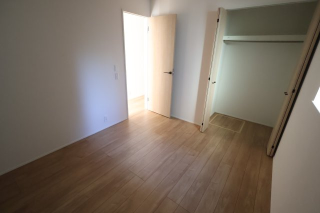 《仲介手数料無料》大宮区寿能町２丁目93新築一戸建てリナージュの洋室|1階 サービスルーム扱い 5.2帖