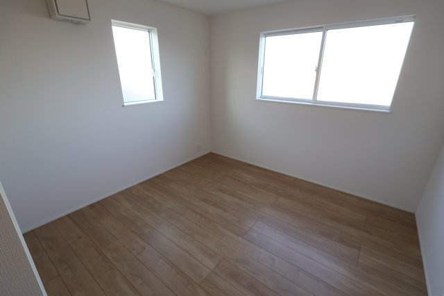 《仲介手数料無料》大宮区寿能町２丁目93新築一戸建てリナージュの洋室|3階 6帖
