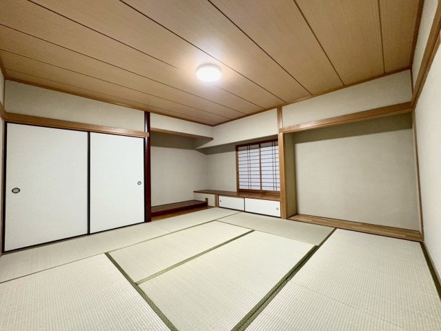 【和室】 | 仲介手数料無料！常盤小学校に通えるリフォーム済み中古住宅　宇部市西岐波 | フローリングだけでなく、和室もあります