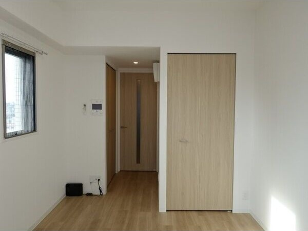 パルティール中村公園の居間・リビング