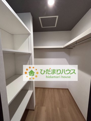 久喜市鷲宮６丁目　中古一戸建ての収納
