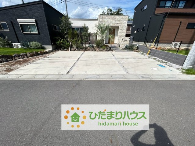 久喜市鷲宮６丁目　中古一戸建ての駐車場