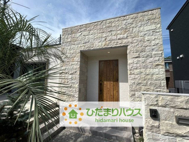 久喜市鷲宮６丁目　中古一戸建ての玄関