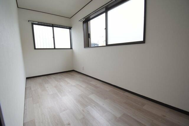 東有馬２丁目戸建の寝室