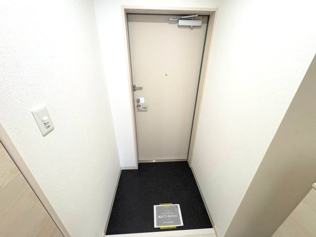 レジーナ本町の玄関