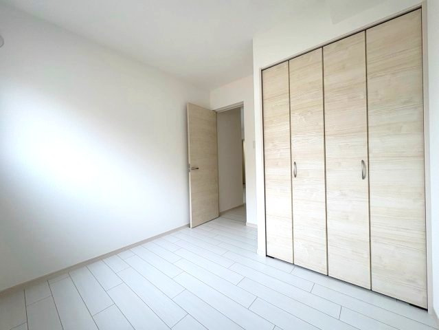 レジーナ本町の洋室