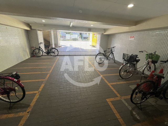 インターシティ夕陽ヶ丘　大江小学校区のロビー|インターシティ夕陽ヶ丘　駐輪場