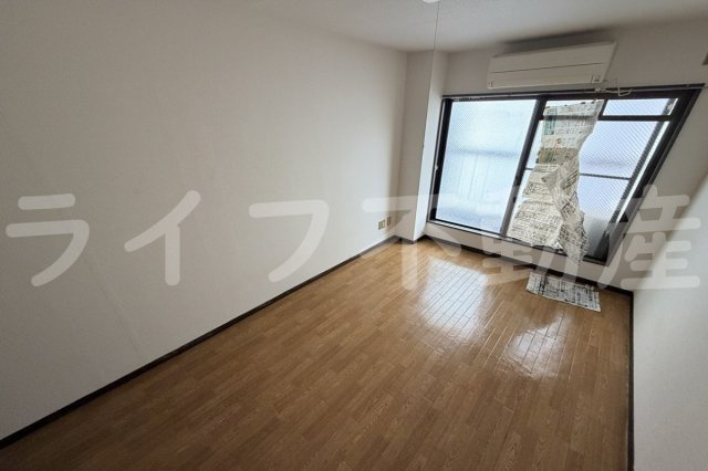 JP小阪の内装|内装は落ち着いています