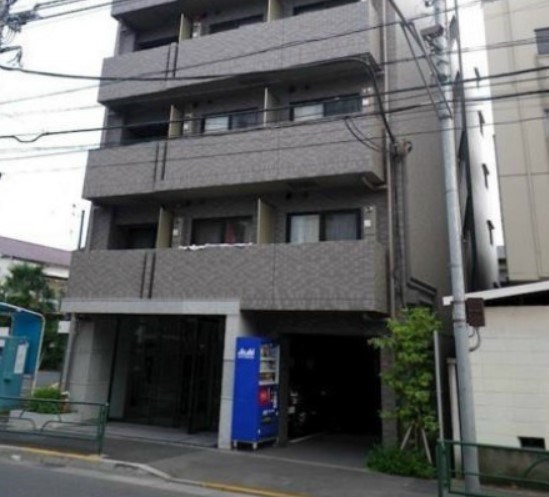 杉並区高円寺南１丁目の賃貸マンションのエントランス