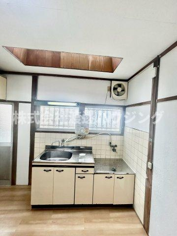南武庫之荘7丁目一戸建のキッチン
