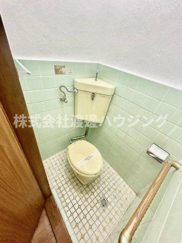 南武庫之荘7丁目一戸建のトイレ