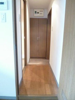 杉並区高円寺南２丁目の賃貸マンションの玄関