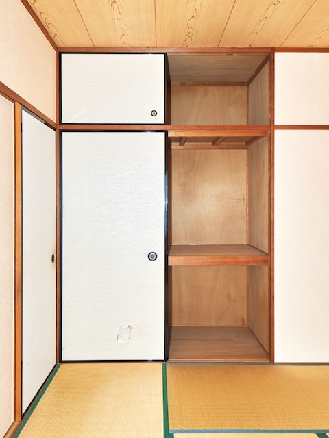 ファニータウン坂口の収納|和室の押入と天袋
