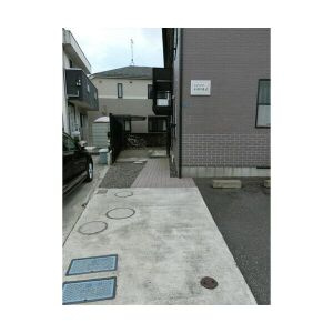 エステートピア水源の森Aのエントランス
