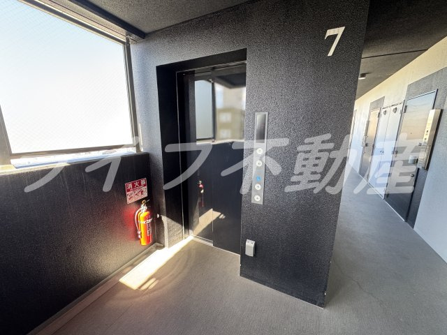プレサンス森ノ宮　THEゲートのロビー|ゆとりのあるロビーです