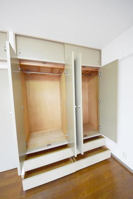 千葉市中央区弁天２丁目の賃貸マンションの収納