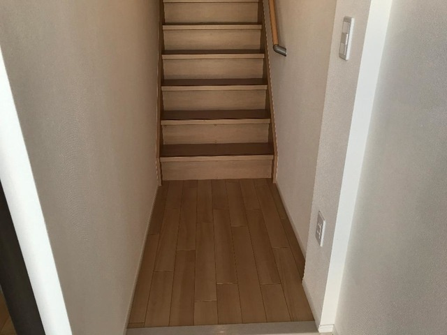 ペルシュワールの玄関