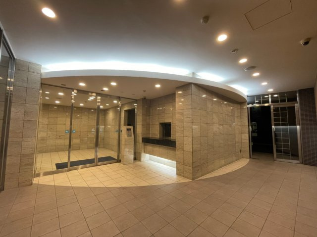 ルクレ新栄レジデンス 名古屋市賃貸　仲介手数料無料のエントランス