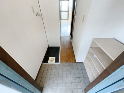 【玄関】 | b’CASA入間藤沢Ⅱre-born | 「b’CASA入間藤沢Ⅱre-born」