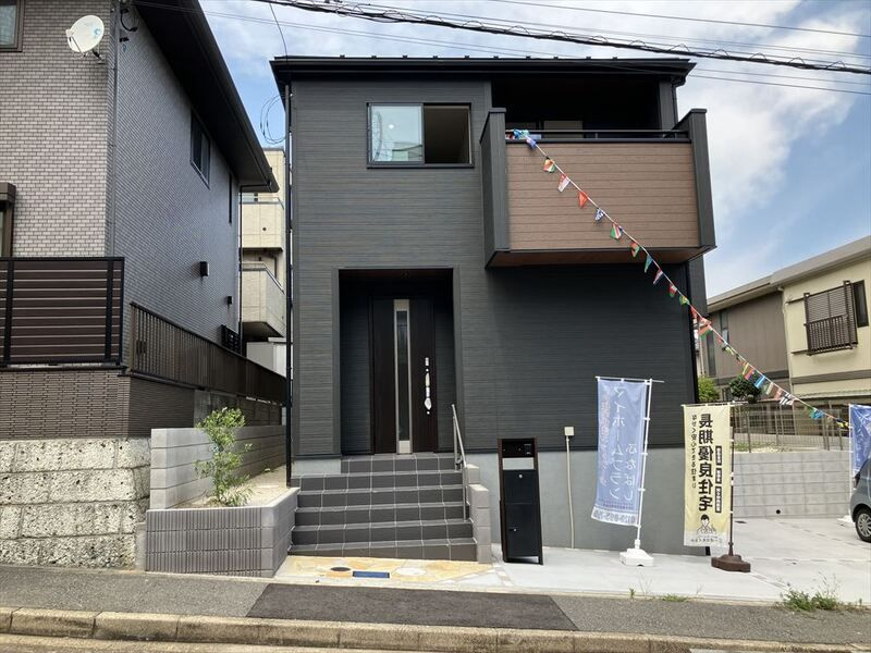 マイホームネクスト前原東6丁目第2のエントランス