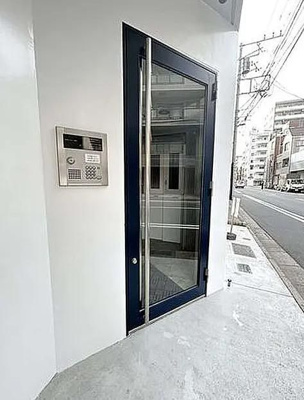 【エントランス】 | ライヴス森下スタジオ