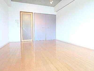 【寝室】 | ライヴス森下スタジオ